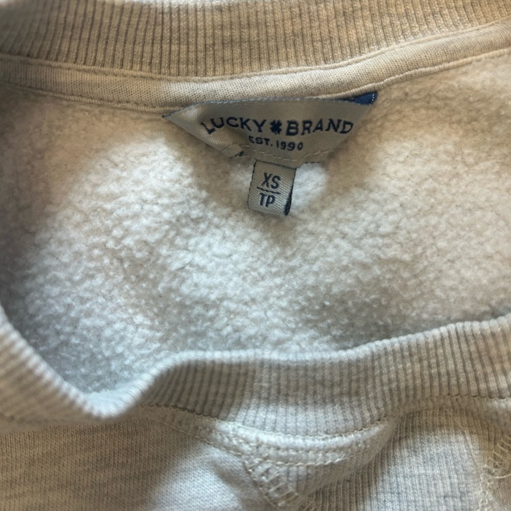 Lucky Brand Light Gray Crewneck Sweatshirt with Black LUCKY Logo - Picture 5 of 8